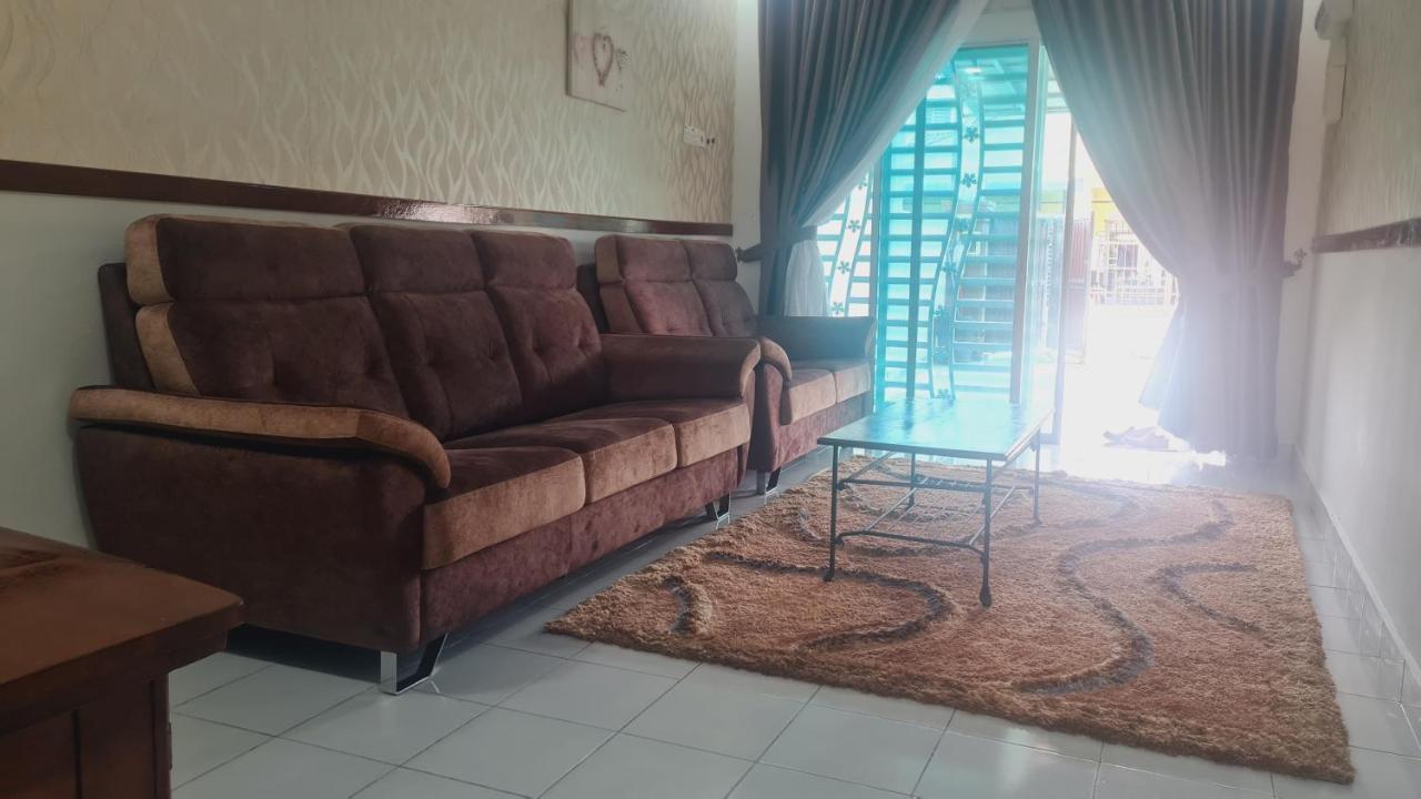 Anjung Klia House 31 With Neflix Villa Banting  Dış mekan fotoğraf